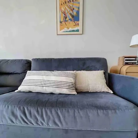 Apartment Loua