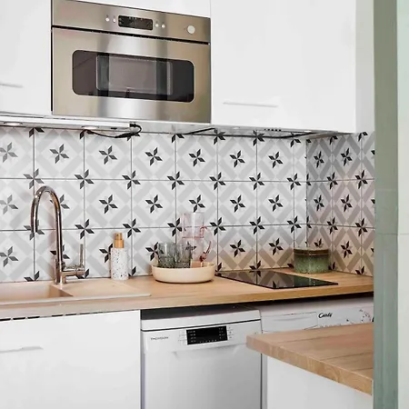 Loua Apartment
