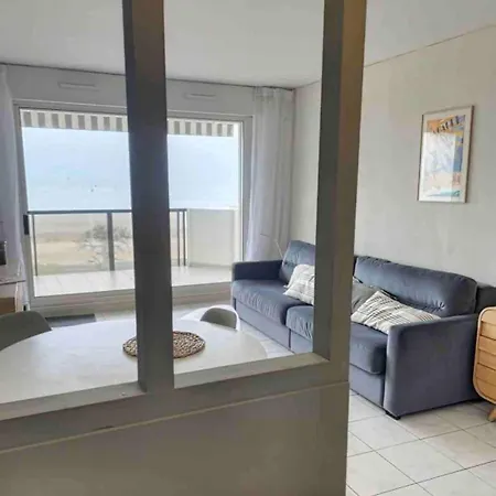 Loua Apartment *
